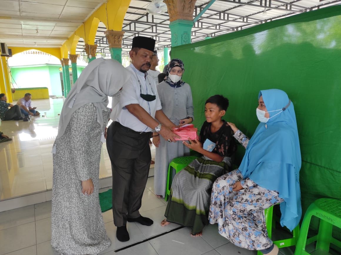 Rahudman Tergerak, Bantu 50 Orang Sunat Massal di Kampung Nelayan, Ini Katanya