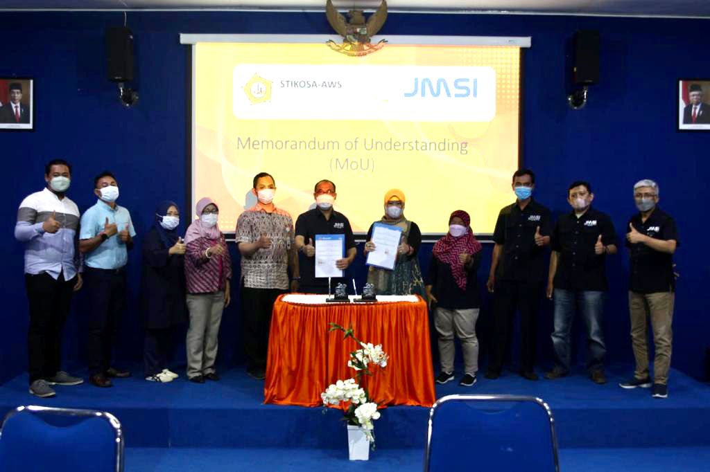 Implementasikan Kampus Merdeka, Stikosa AWS Gandeng JMSI Jatim