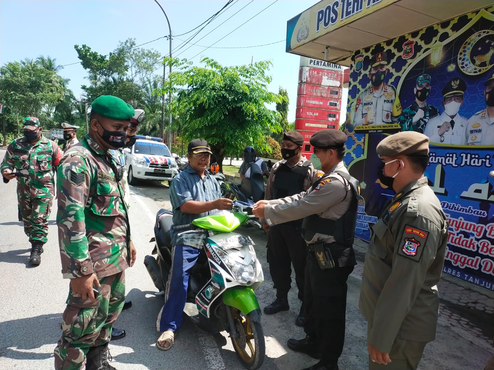 Polres Tanjung Balai Bersama TNI dan Pemko Tanjung Balai Rutin Himbau Warga Laksanakan Prokes