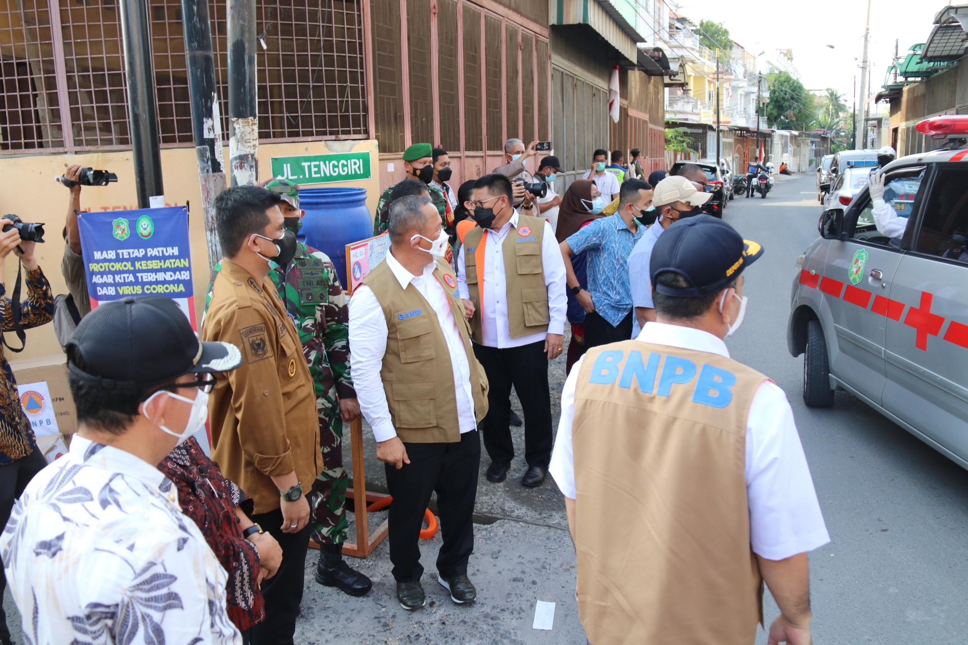Dukung Bobby Nasution Instruksikan Camat Bawa Warga Positif Covid-19 ke Isoter