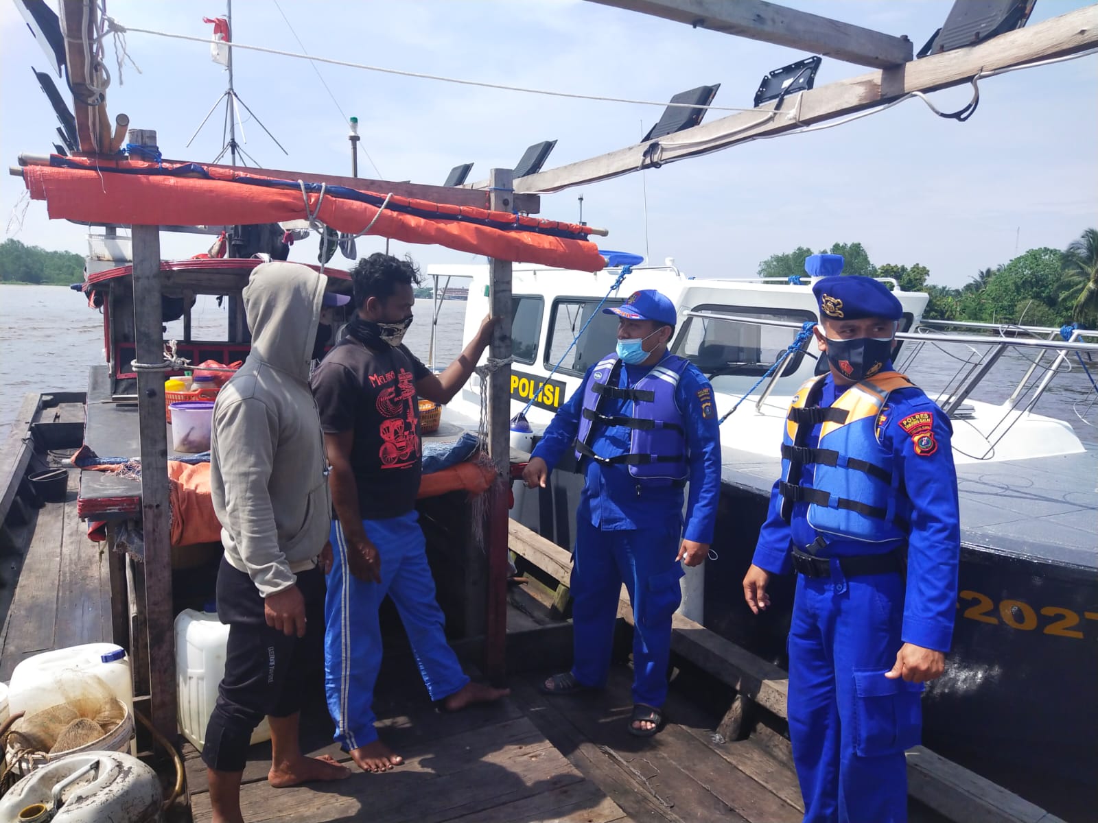 Patroli Perairan Team Regu II Sat Pol Airud Polres Tanjung Balai Prioritaskan Keamanan di Laut dan Prokes