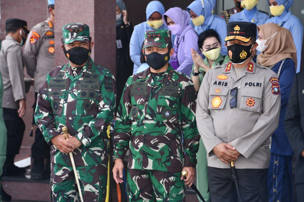 Pangdam I/BB Dampingi Panglima TNI Resmikan Makogabwilhan I,II,III Dan Monumen Tri Matra