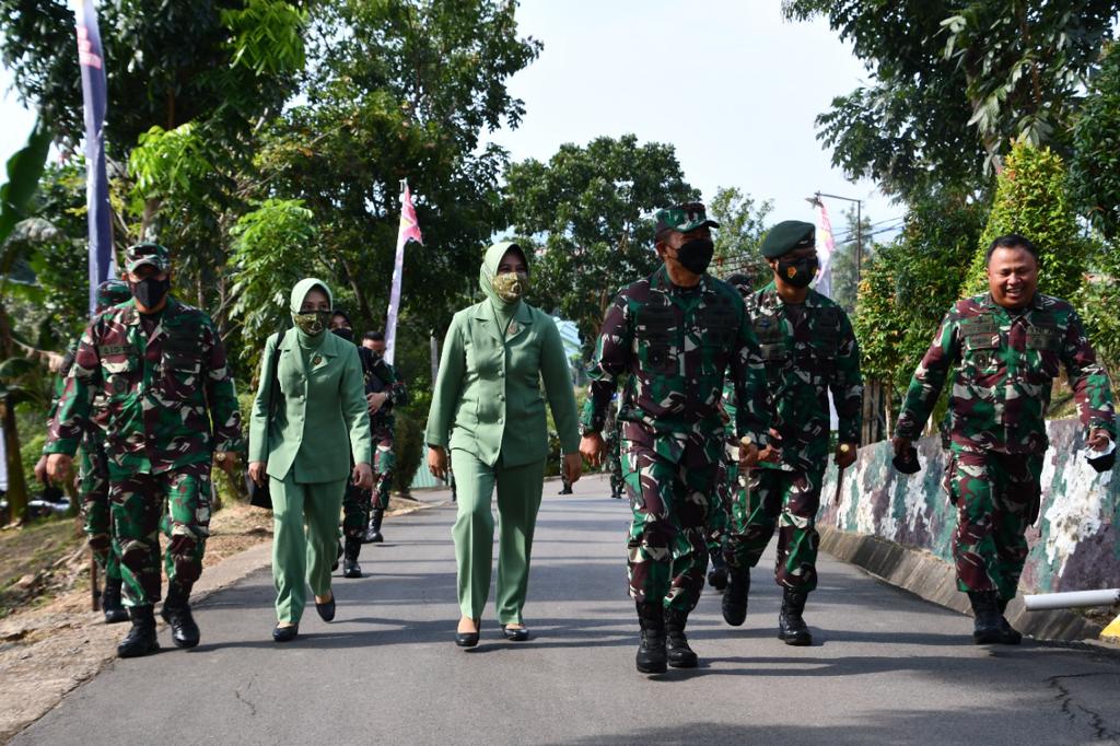 Meriahkan HUT TNI Ke-76, Altar 89 Gelar Baksos dan Vaksinasi di Makoyonif RK 136/TS