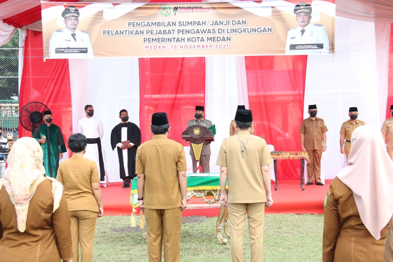 202 Pejabat Pengawas Di Lingkungan Pemko Medan Dilantik
