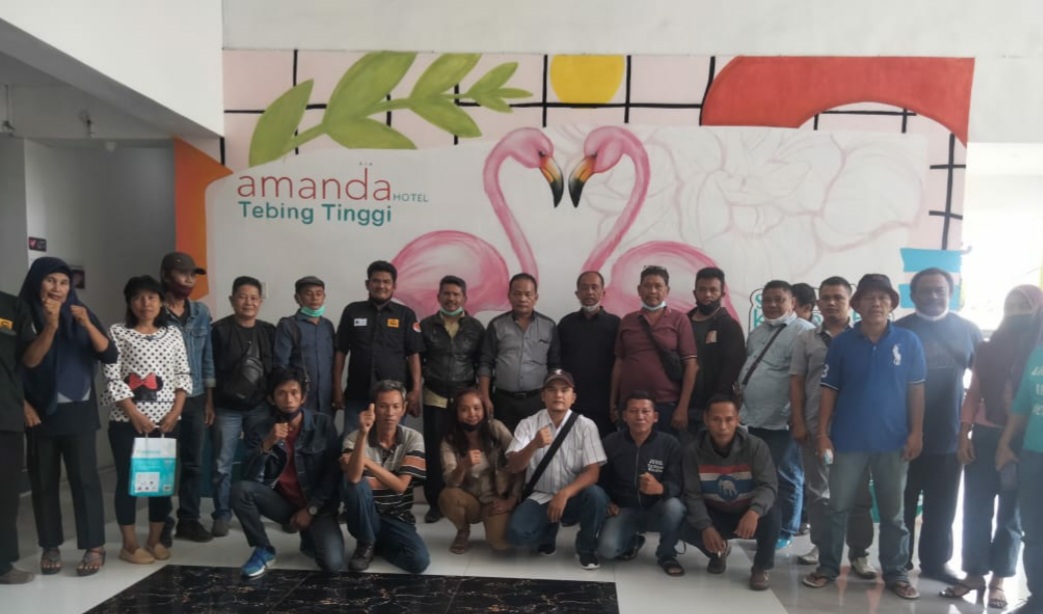 Ketua DPP FKUI-KSBSI Lakukan Pembekalan DPC Kabupaten Sergai-kota T.Tinggi di Hotel Amanda
