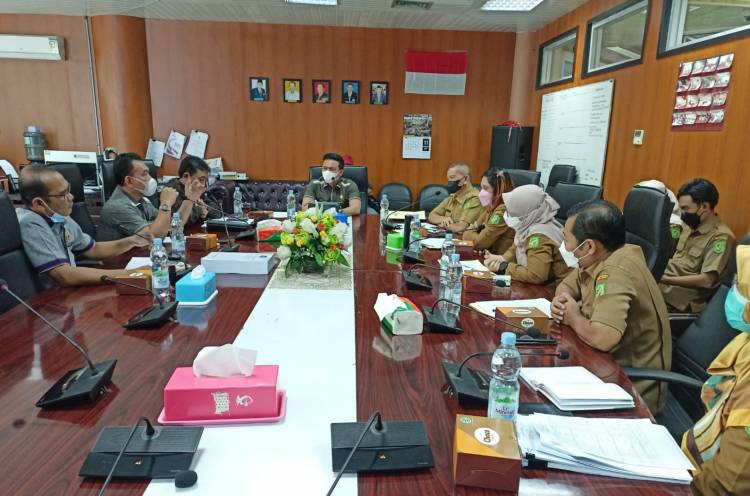 Baru Dua Pekan Baru Menjabat, Ini Gebrakan Kadis DPMPTSP Medan Redward Parapat
