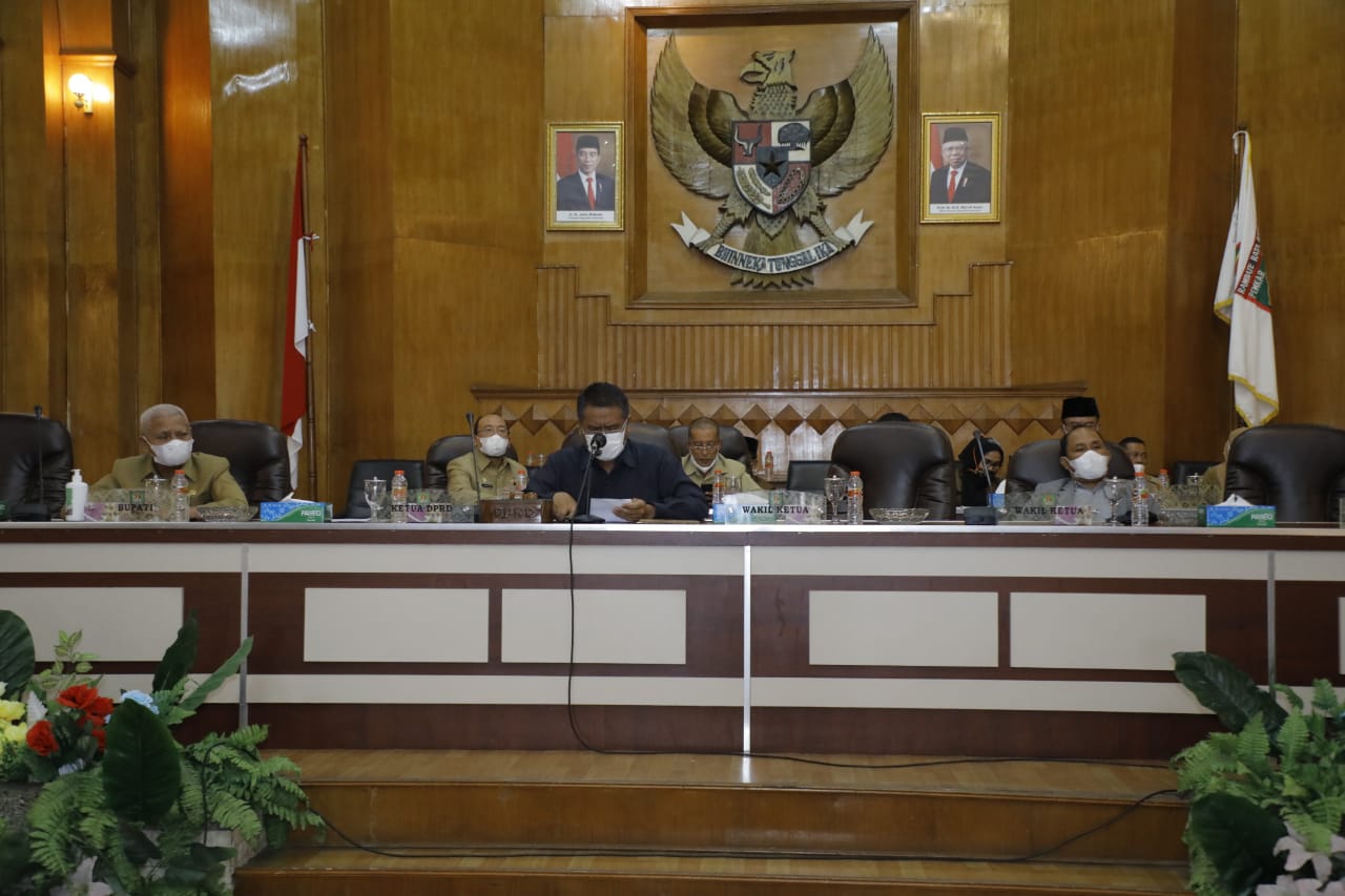 Bupati Asahan Sampaikan Pendapatnya Terhadap Rancangan Perda Kabupaten Asahan