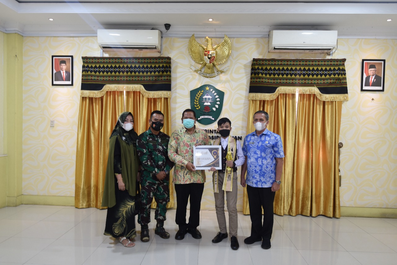 Juara I Grand Model Prestasi Indonesia 2021, Muhammad Daffaa Dwi Ramadan Temui Walikota Irsan Efendi Nasution