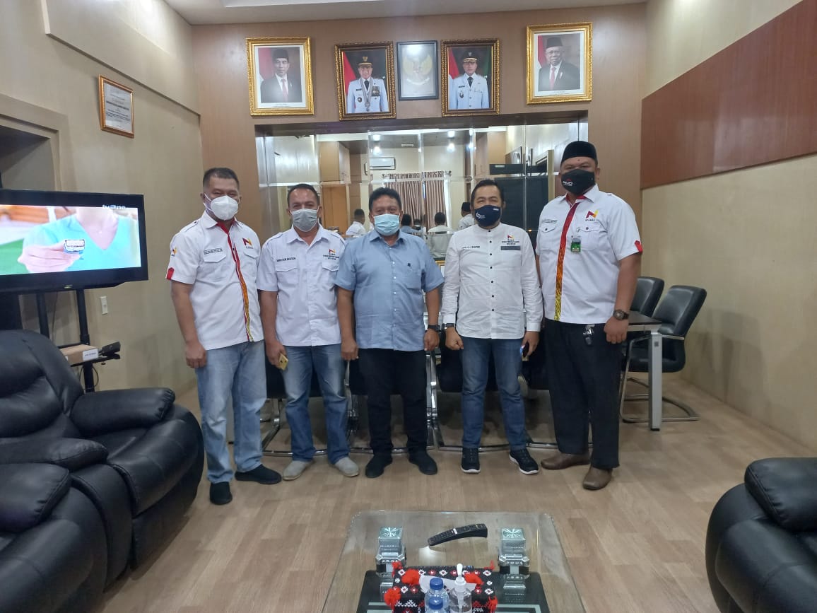 Pengurus Ikanas Medan Silaturrahmi Dengan Kadiskes Sumut Dukung Program Vaksinasi