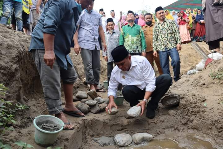 Bupati Madina Peletakan Batu Pertama Pembangunan Mesjid Taqwa Muhammadiyah