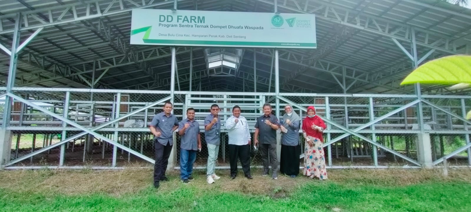 YBM BRI Pusat Apresiasi Profesionalitas Sentra Ternak Dompet Dhuafa Waspada