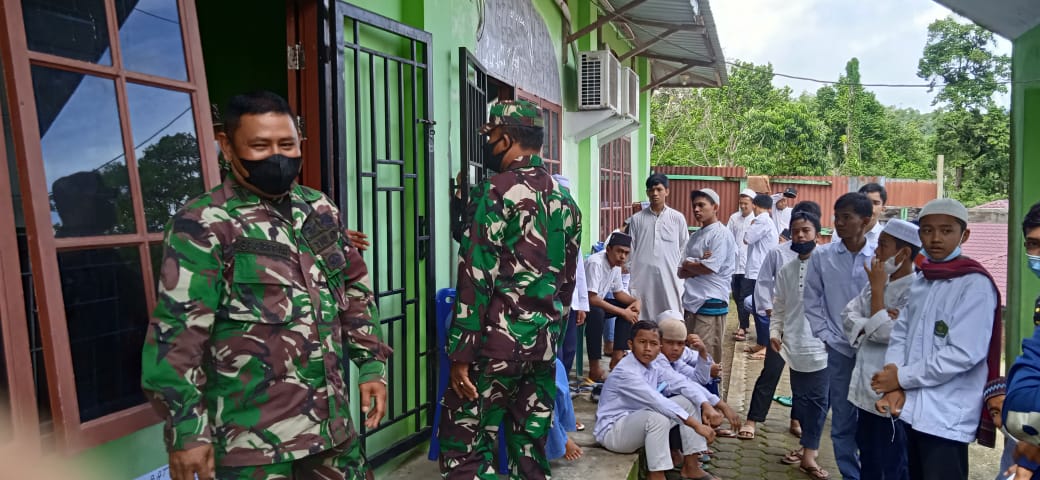 GIAT VAKSINASI KORAMIL 02 PADANGSIDIMPUAN DI 3 TITIK