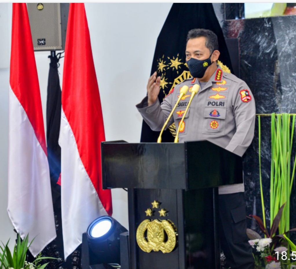 Kapolri Wujudkan Mimpi Teuku Tegar Atlet Peraih Emas PON Jadi Polisi