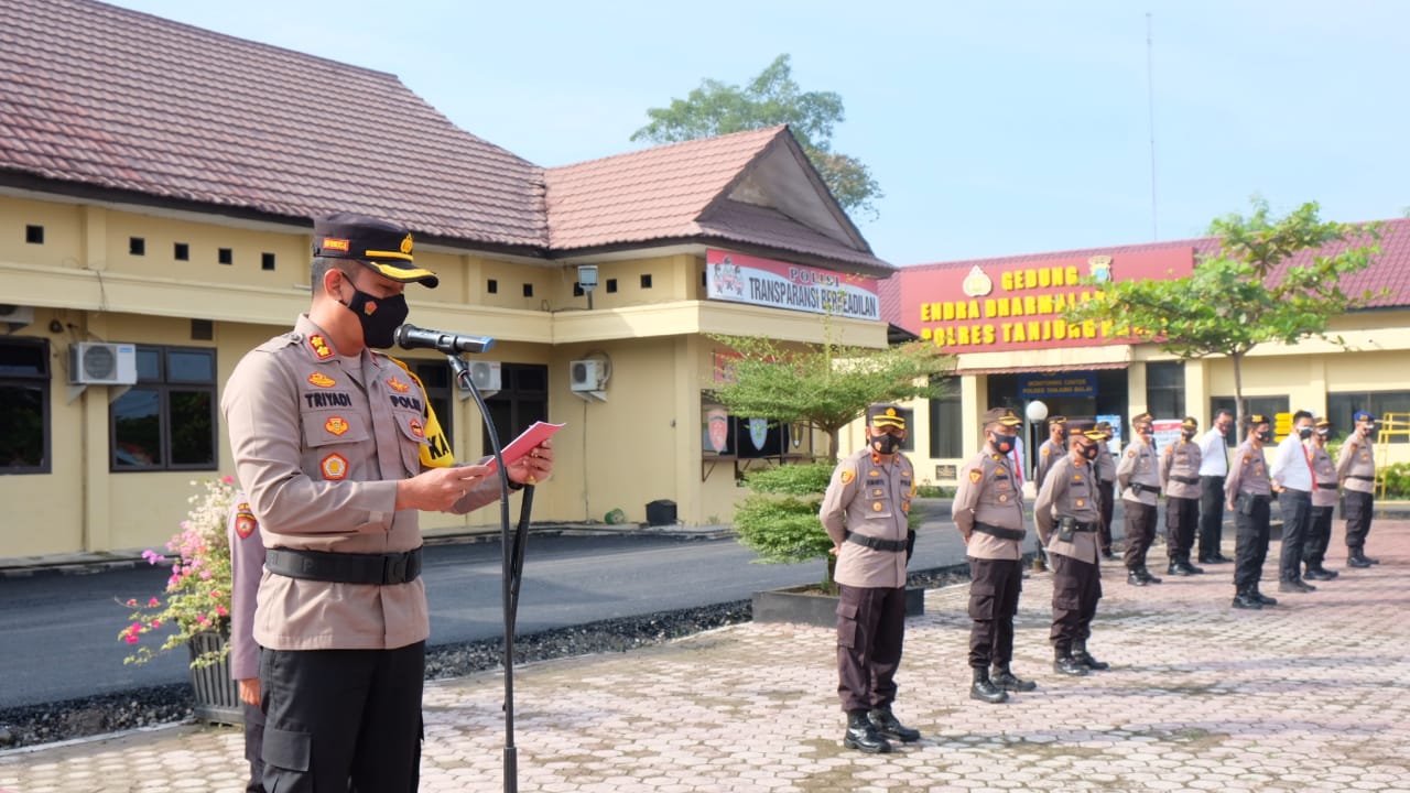 Kapolres Tanjung Balai Pimpin Apel Gelar Pasukan Ops Kepolisian Mandiri Kewilayahan Zebra Toba 2021