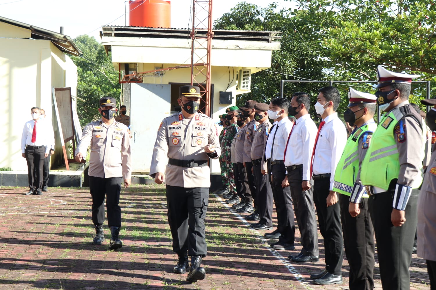 Kapolres Pakpak Bharat Pimpin Apel Gelar Pasukan OPS Zebra Toba 2021