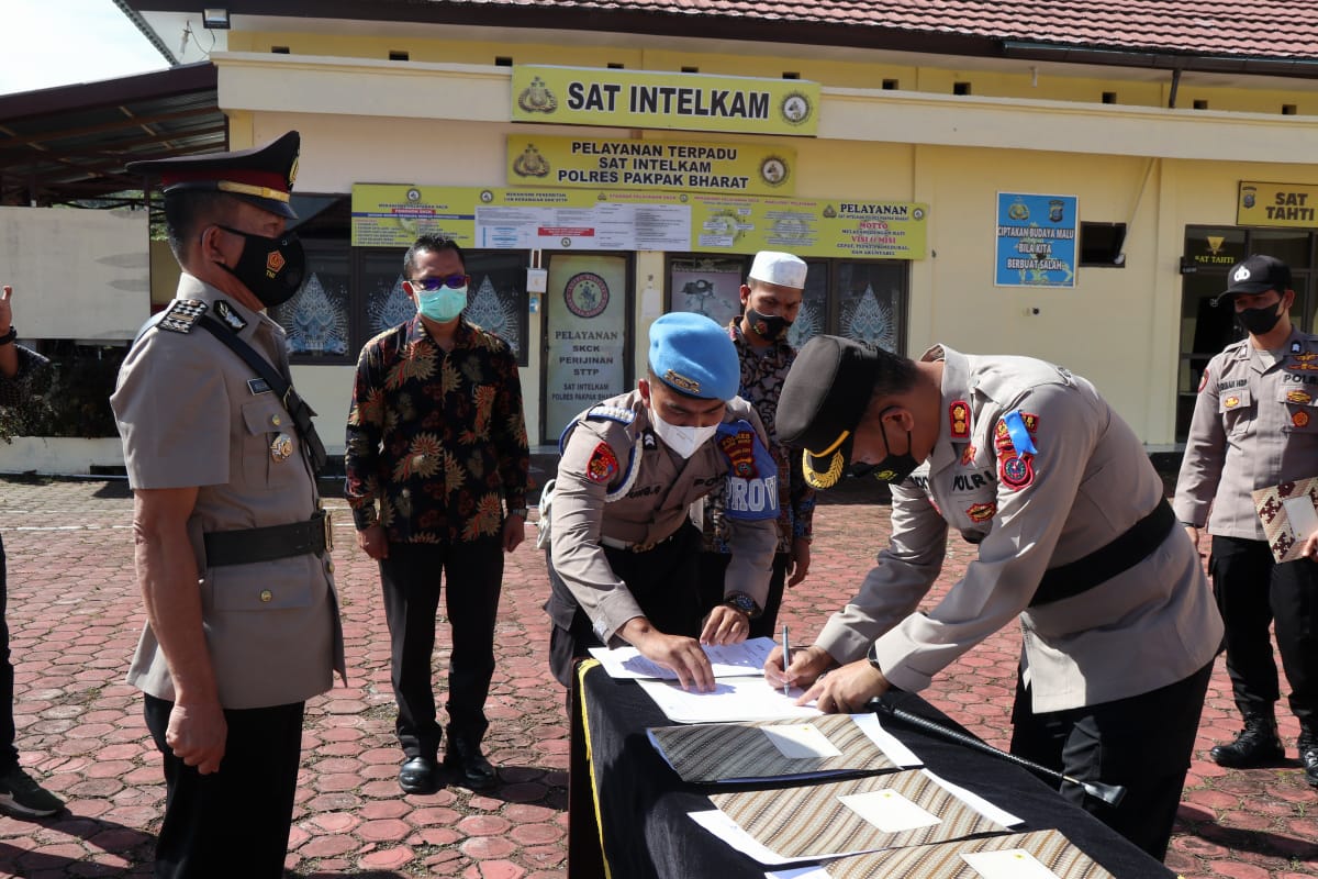 Kapolres Pakpak Bharat Pimpin Sertijab Pejabat Utama dan Kapolsek Jajaran