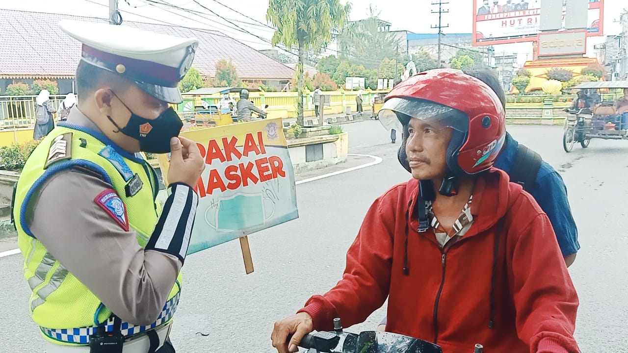 Tekan Penyebaran Covid-19, Sat Lantas Polres Tanjung Balai Gelar Himbauan Laksanakan Prokes