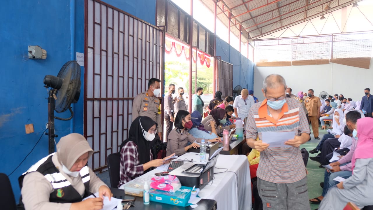 31 Tahun Mengabdi Untuk Negri, AKBP Triyadi Tinjau Vaksinasi AKABRI 90