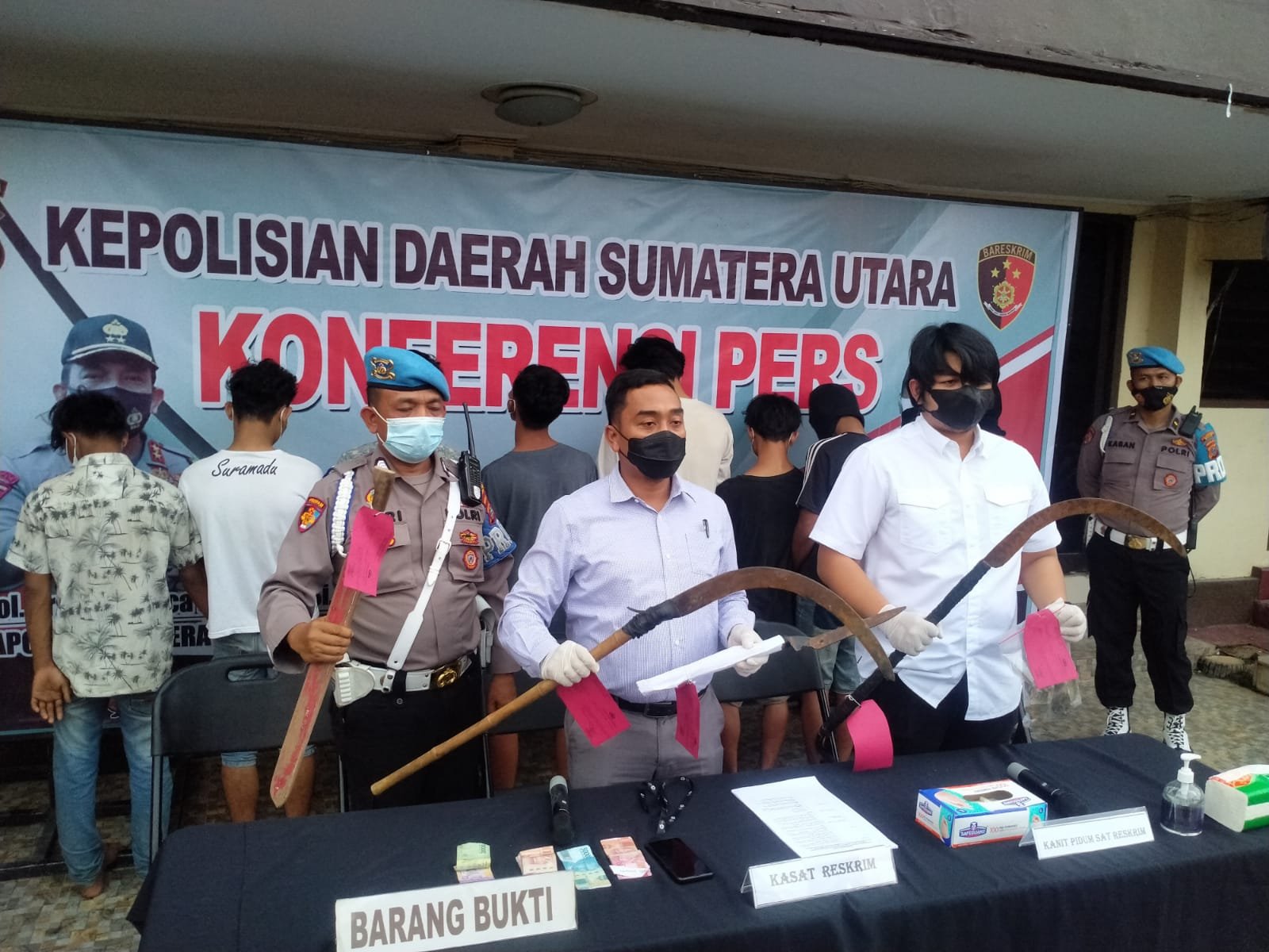 Sat Reskrim Polrestabes Medan dan Polsek Patumbak Berkolaborasi Ringkus 9 Anggota Genk Motor