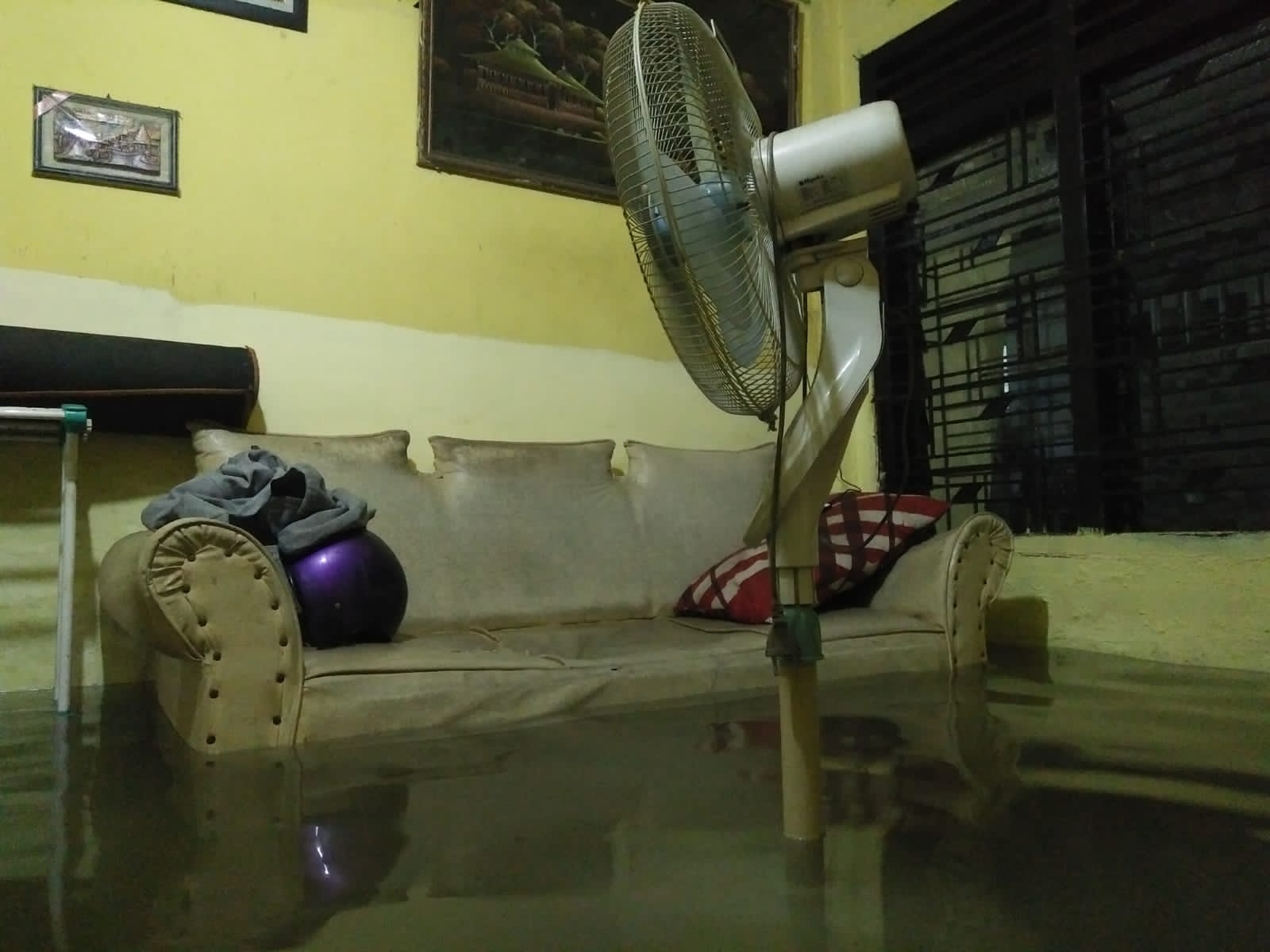 Hujan deras, Ribuan Rumah Terendam Air dikawasan Medan Area