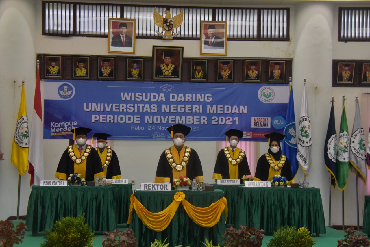 Rektor  Wisuda 1.381 Lulusan Unimed