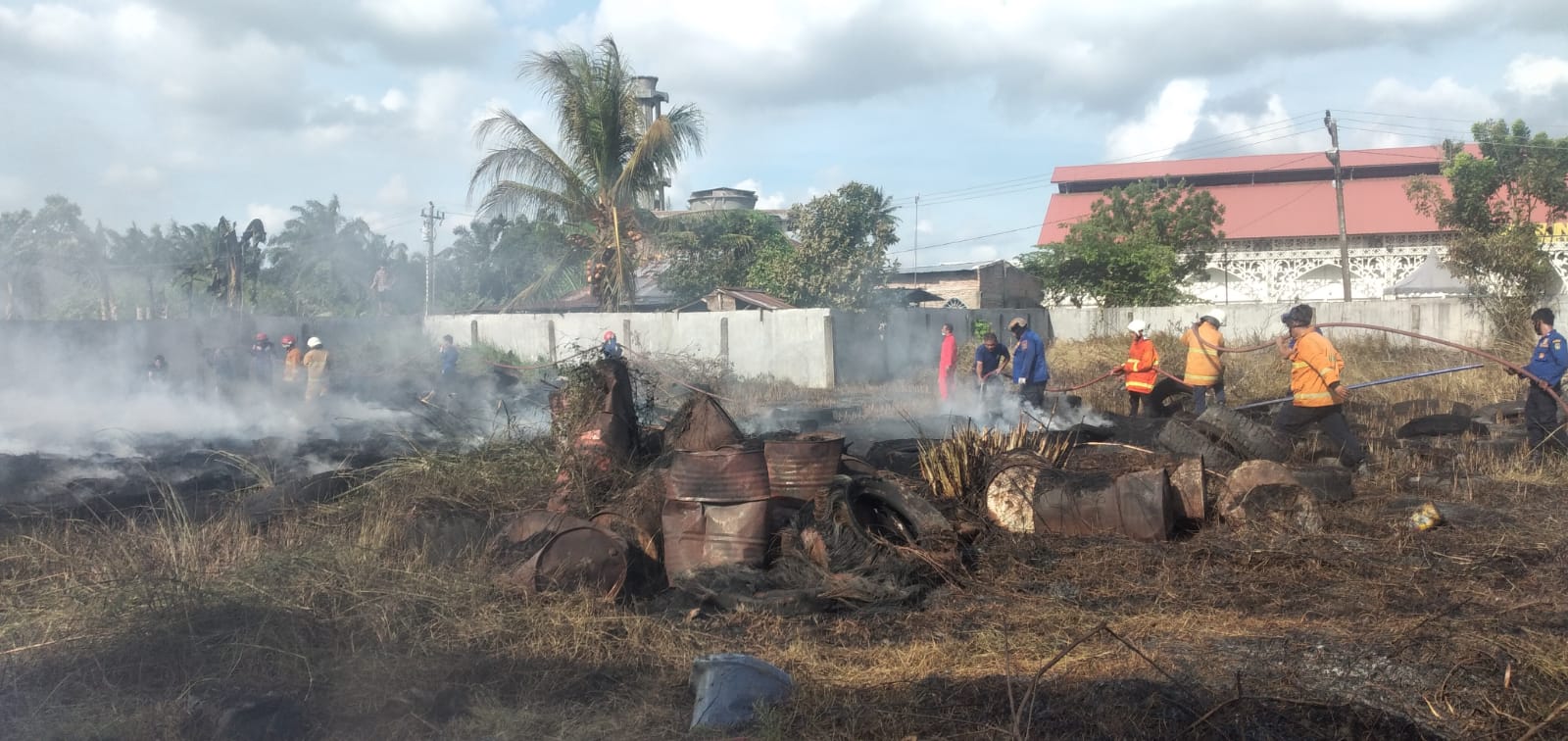 Sijago Merah Lalap Gudang Sawit, Diduga Ini Penyebabnya