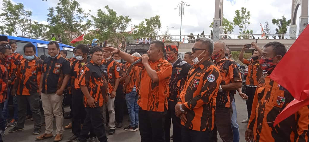 Aksi Damai MPC Pemuda Pancasila Tapsel di DPRD, Ini Tegas Bung Amin