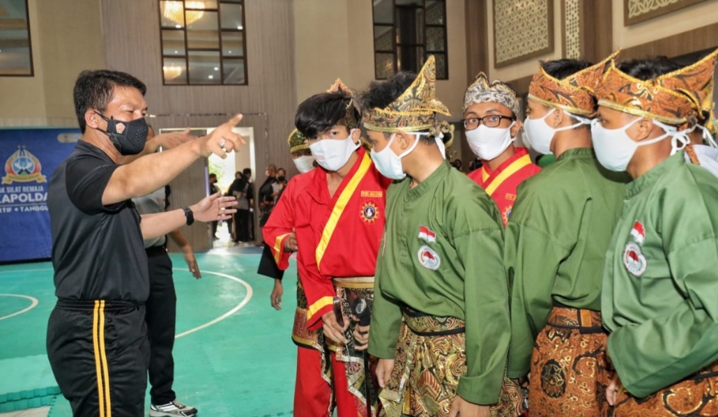 Wadahi Pesilat Remaja, Kapolda Jatim Gelar Turnamen Pencak Silat, Ini Pesannya
