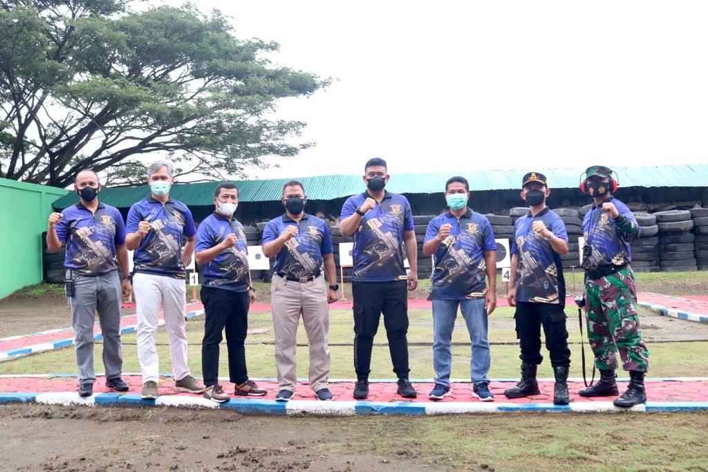 Bobby Nasution Ikuti Coffee Morning dan Lomba Menembak di Yonmarhanlan I Belawan