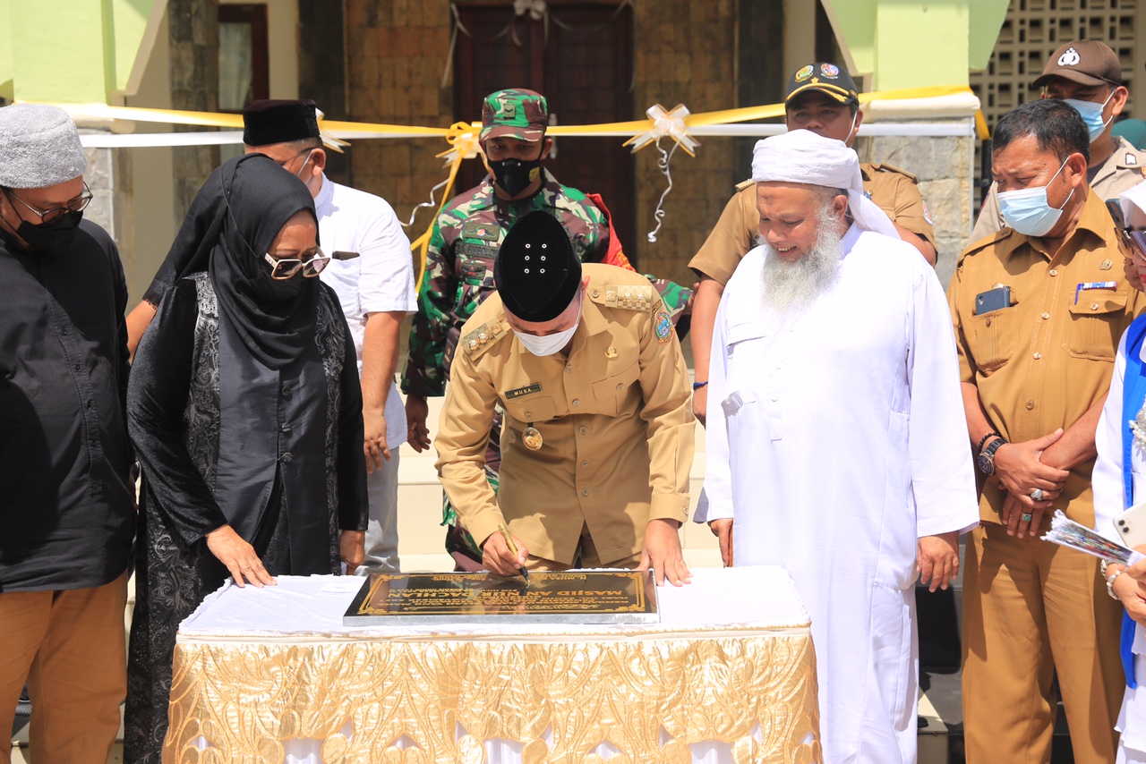 Resmikan Masjid An-Nur Dachlan,  Musa Rajekshah Apresiasi Yayasan Harnas