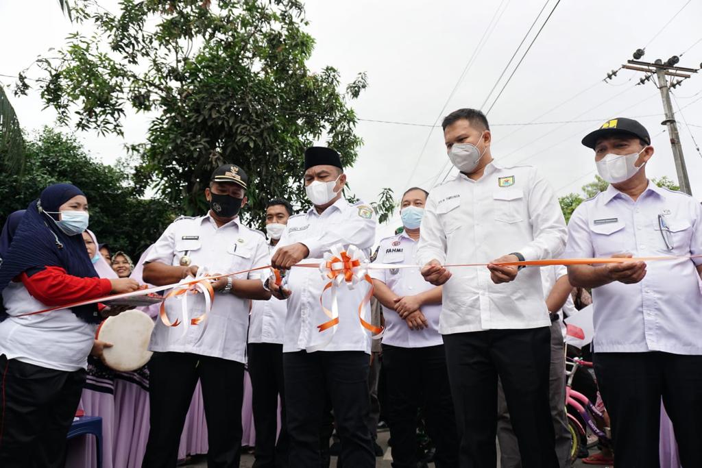 Warga Berterimakasih Jalan Pematang Sijonam Diaspal