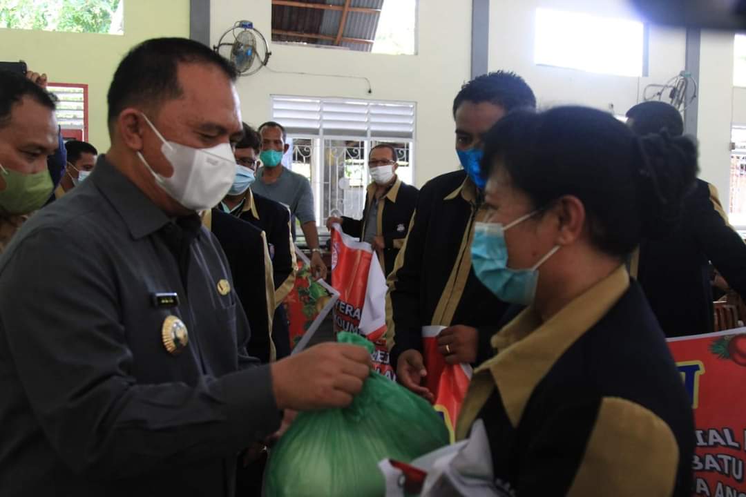 Bupati Pantau Perayaan Nataru dan Serahkan Baksos di BKAG Se-Labuhanbatu