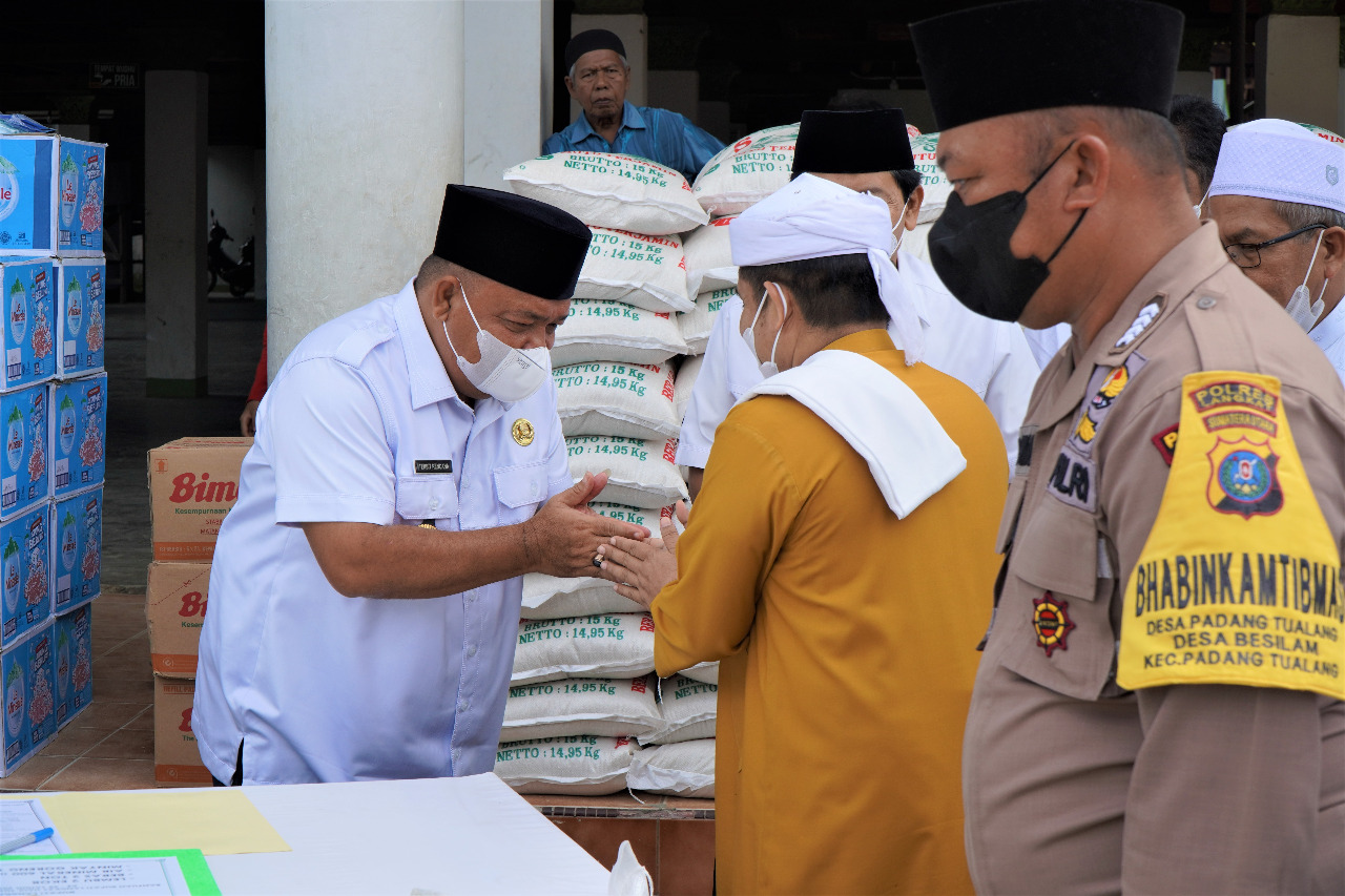 Bupati Langkat Serahkan Bantuan Peringatan HAUL Tuan Guru ke-98