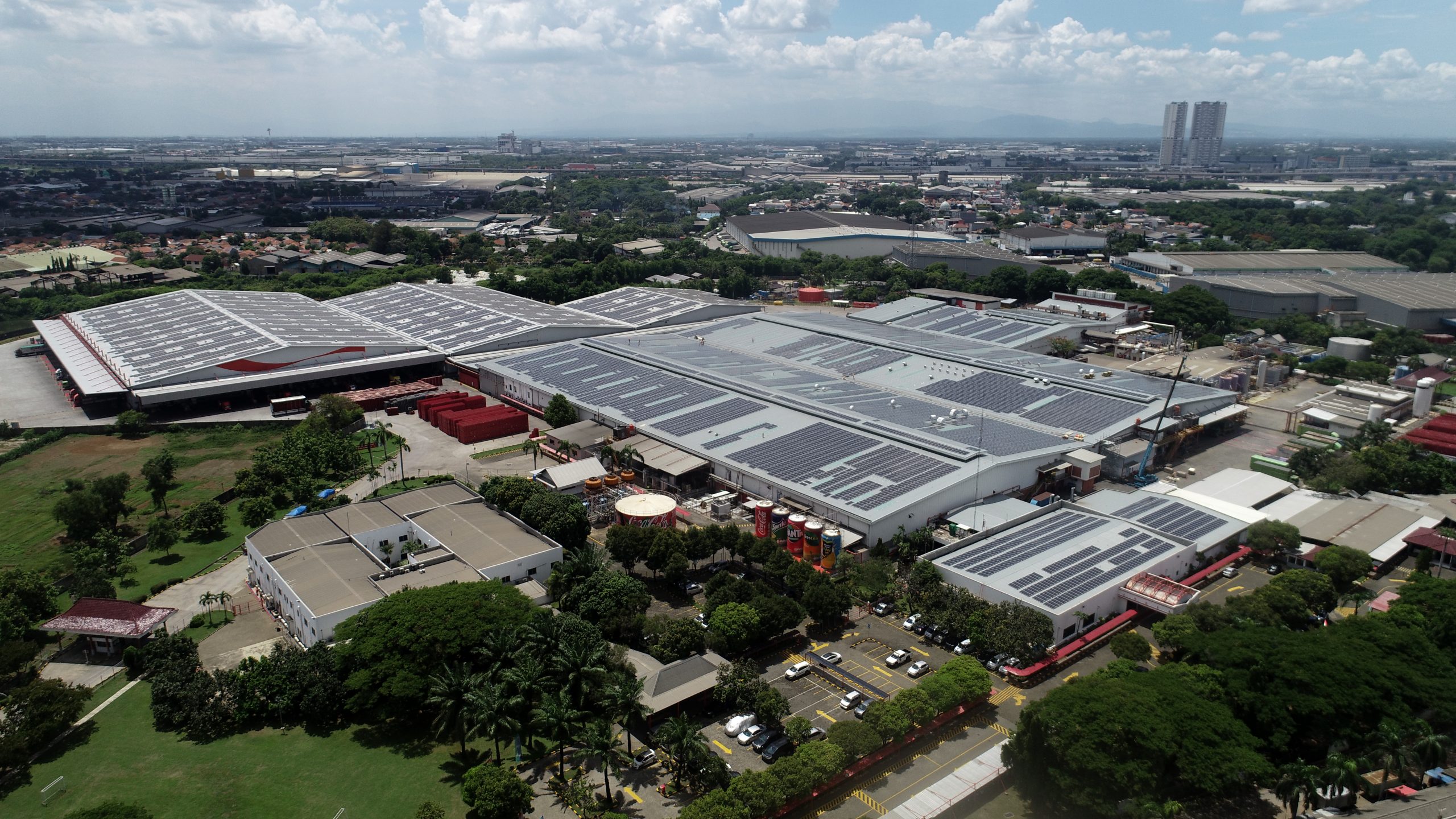 Coca Cola Europacific Partners Ibdonesia Terus Berkomitmen Kembangkan Kualitas Produk dan Kinerja Sustainability di Indonesia