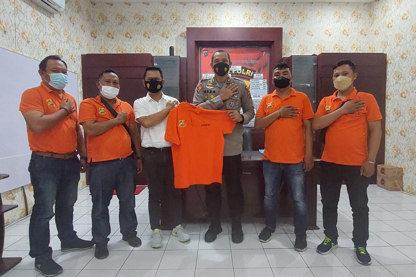 Kabag Ops Polrestabes Medan dan Pewarta Saling Membutuhkan