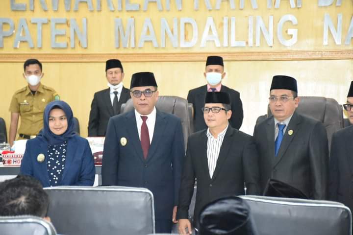 Tok Rp 1,2 T APBD 2022 KABUPATEN MADINA DISETUJUI