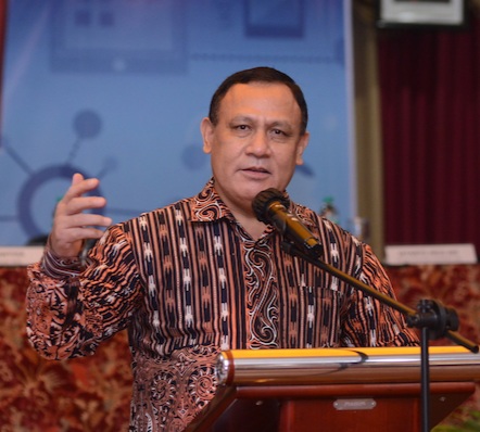 Cerita Ketua KPK Firli Bahuri, Soal Kutip Sepatu Bekas di Tong Sampah Sekolah