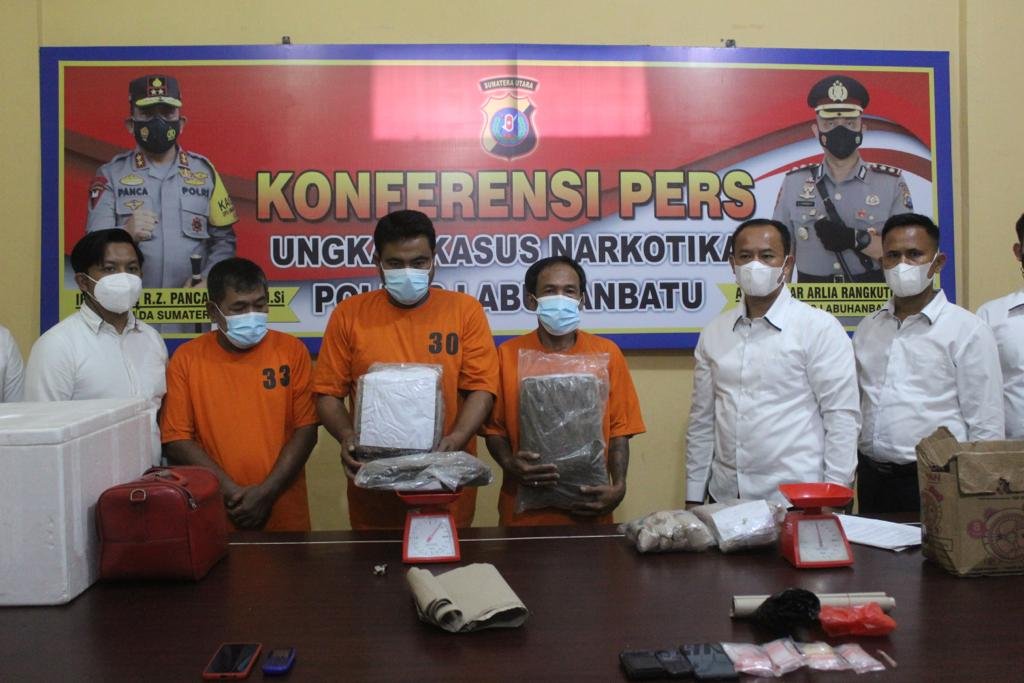 Polres Labuhan Batu Ungkap Peredaran Narkotika Jenis Sabu dan Ganja di Rantau Prapat