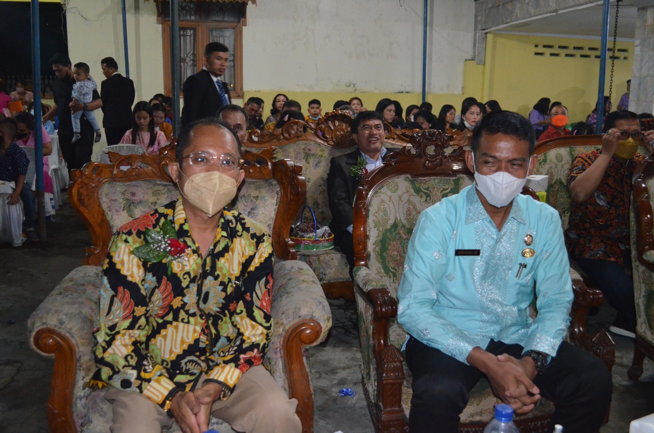 Perayaan Natal di PUD Pasar Medan, Pegawai Diajak Perkuat Kolaborasi Hadapi Tantangan 2022