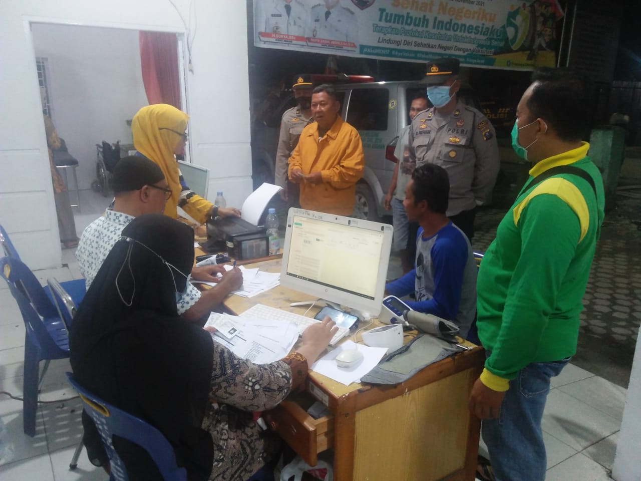 Percepatan Pencapain 70% Vaksinasi DDS, Polsek BP Mandoge Polres Asahan Gelar Malam Hari