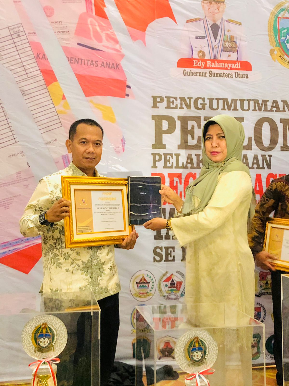 Dinas Dukcapil Asahan Raih Juara 2 Lomba Registrasi Penduduk Tahun 2021