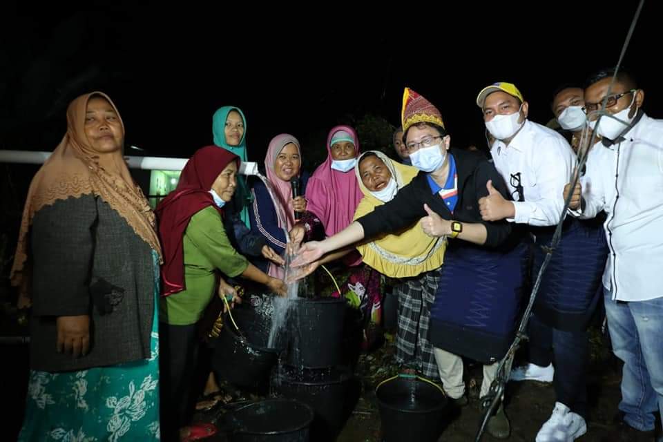Wakil Menteri Perdagangan RI Resmikan Sarana Air Bersih Di Desa Sukaramai Pakpak Bharat