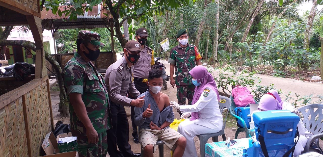 Polsek Prapat Janji Polres Asahan Monitoring dan Memobilisasi Masyarakat Vaksinasi Covid-19