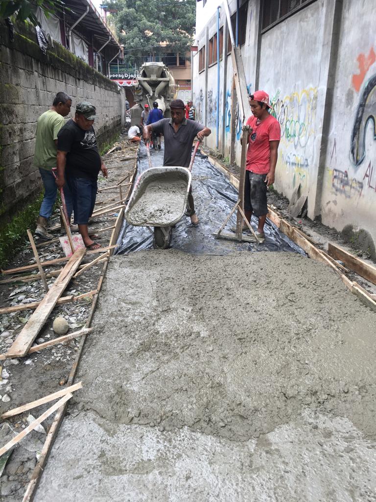 Pembetonan Gang Wahab Dong Lingkungan 4 Kelurahan Titi Papan Kecamatan Medan Deli Mantap