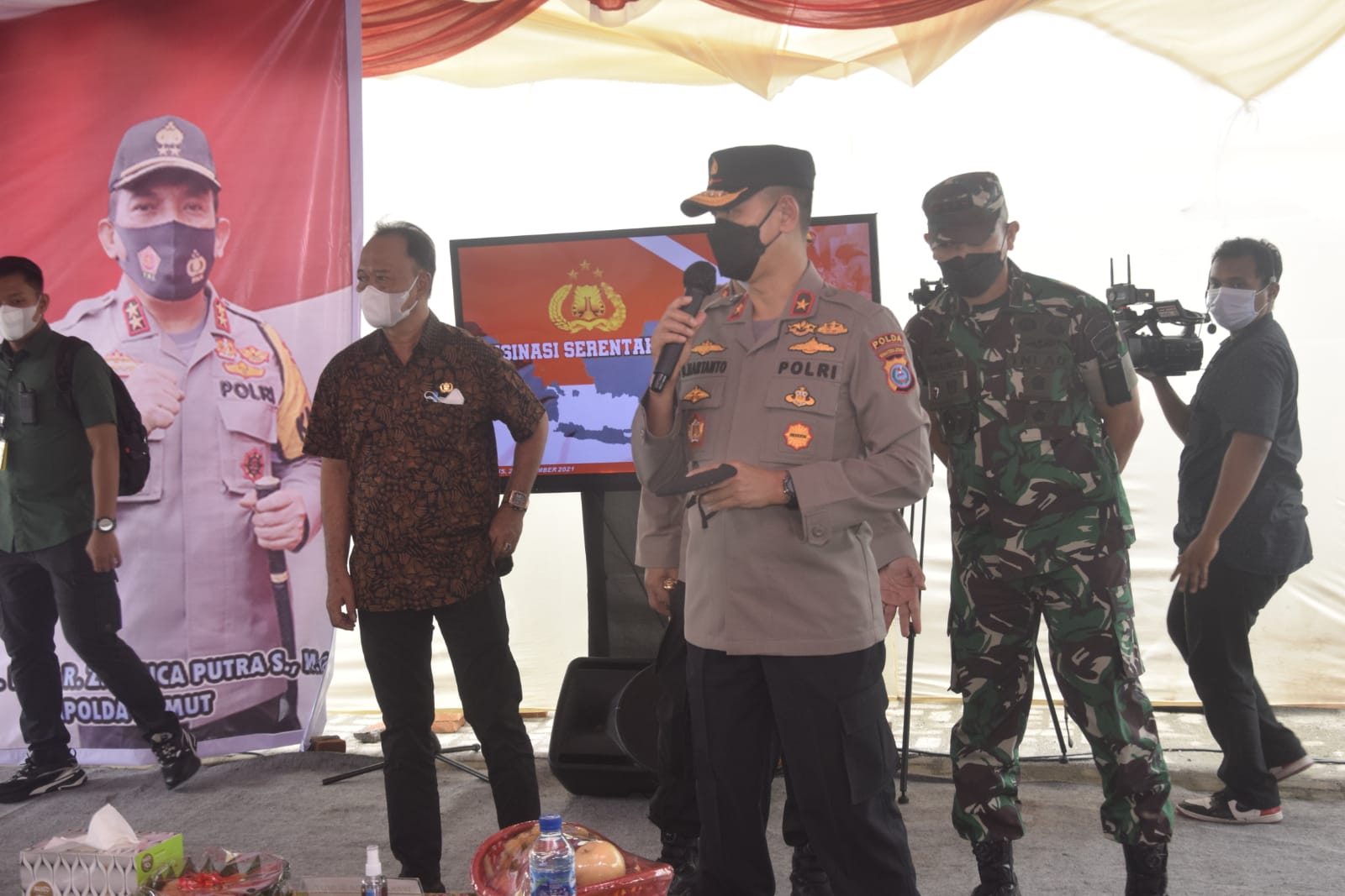 Wakapolda Sumut Hadiri Vaksinasi Massal Serentak Via Zoom Meeting Dengan Kapolri