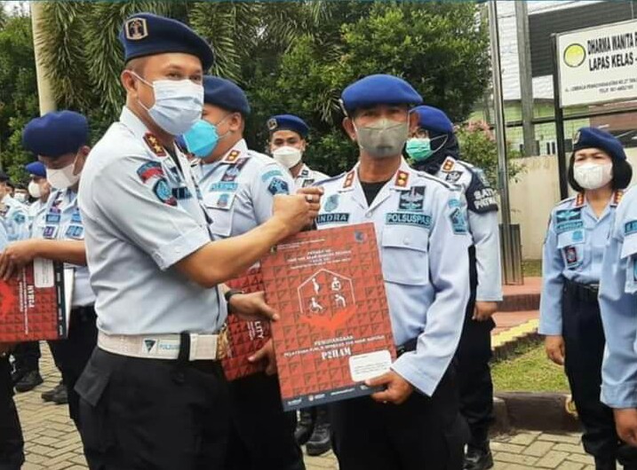 Lapas Kelas IIB Padangsidimpuan Kanwil Kemenkumham Sumut Raih Penghargaan P2HAM Sekaligus Apel Siaga Petugas