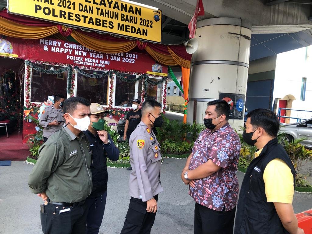 Cek Pos PAM Natal Carrefour, Kapolsek Medan Baru : Beri Pelayanan Humanis kepada Masyarakat