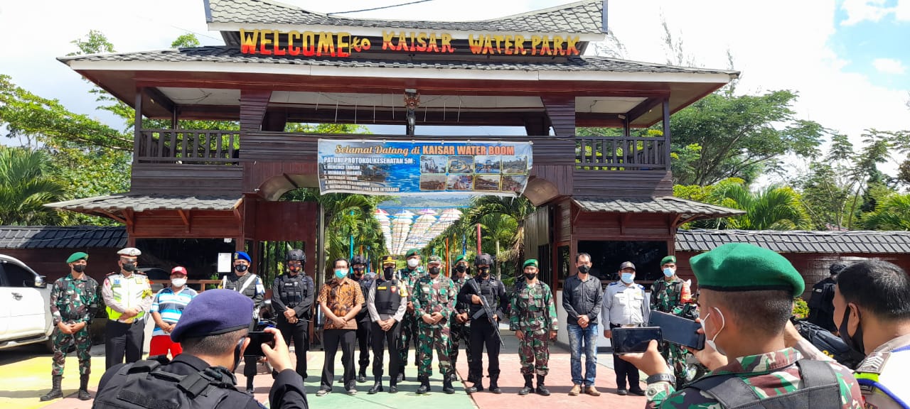 KAPOLRES SIDIMPUAN PATROLI SKALA BESAR DI BEBERAPA GEREJA
