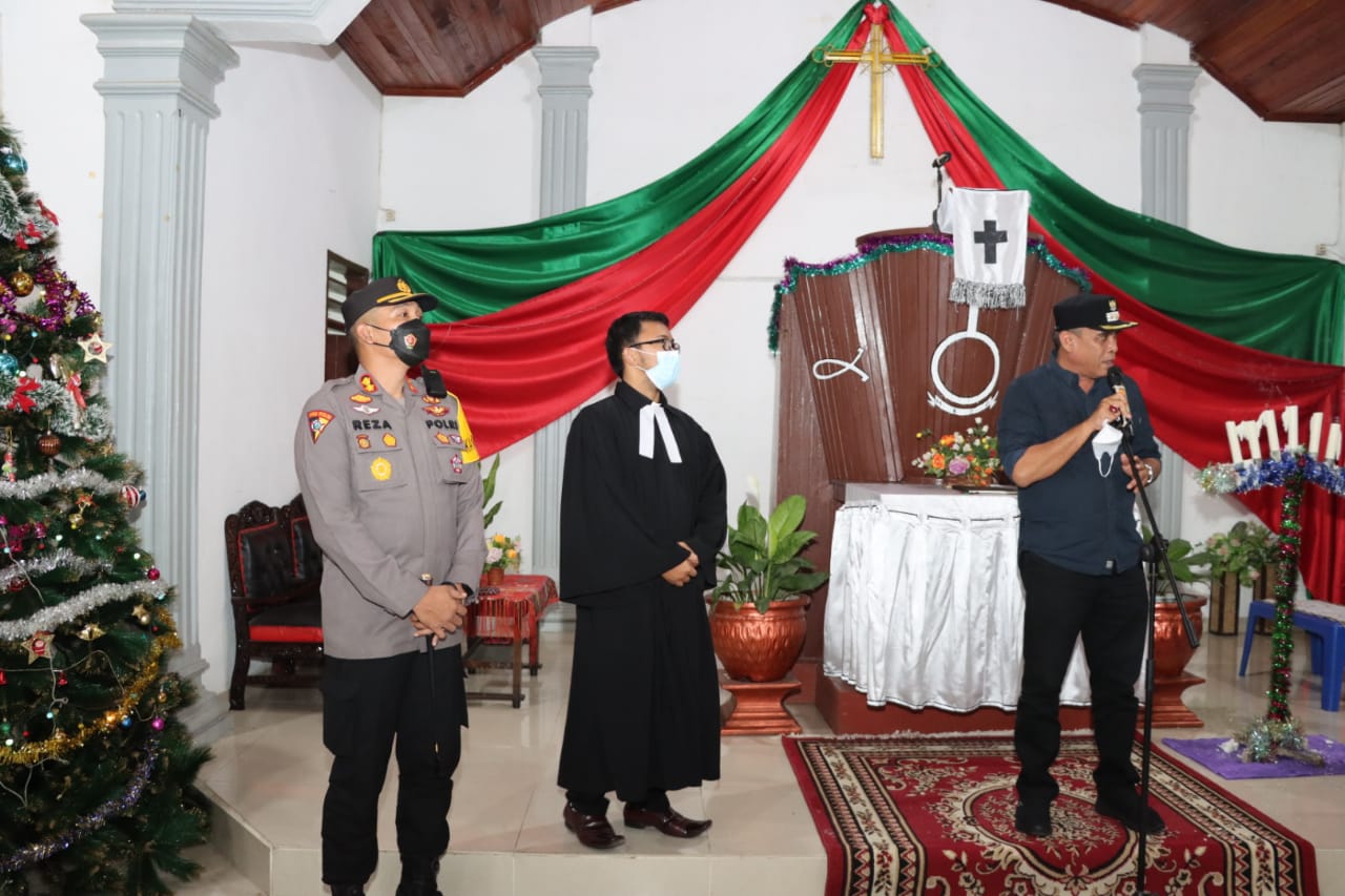 Kapolres Madina Bersama Forkopimda Melakukan Pengecekan Pelaksanaan Ibadah Kebaktian Malam Natal