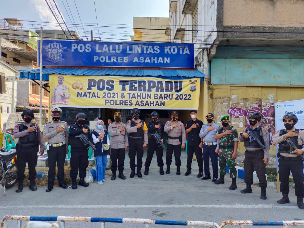 Antisipasi Gangguan Kamtibmas di Hari Ke 2 Perayaan Natal, Personil Polres Asahan Laksanakan Patroli Mobile